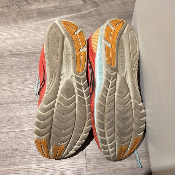 Saucony Kinvara 11s. - Picture 4 of 5